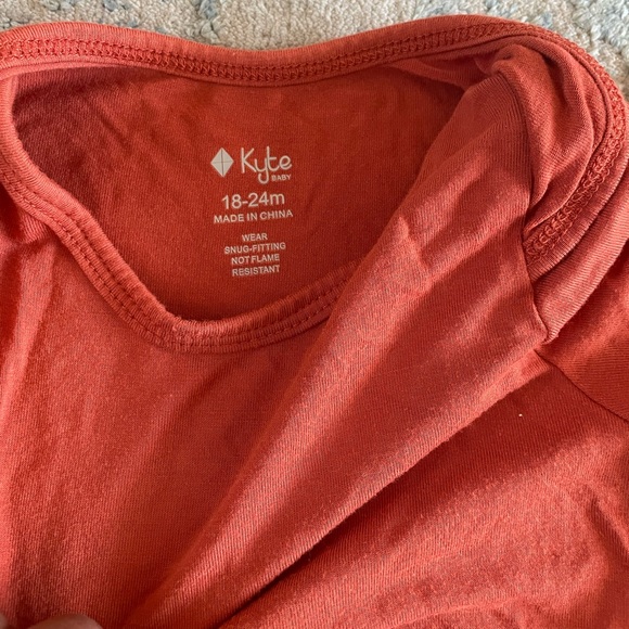 Kyte Baby Bamboo Rayon Bodysuit Onesie - Picture 2 of 6